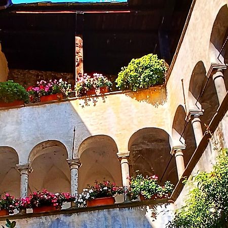 Apartmán Il Granaio Di Palazzo Guicciardi San Bernardo  Pokoj fotografie