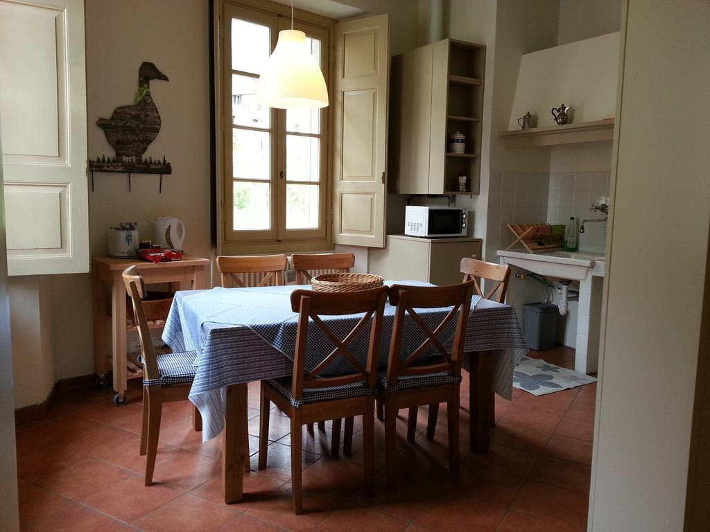 Apartmán Il Granaio Di Palazzo Guicciardi San Bernardo  Pokoj fotografie