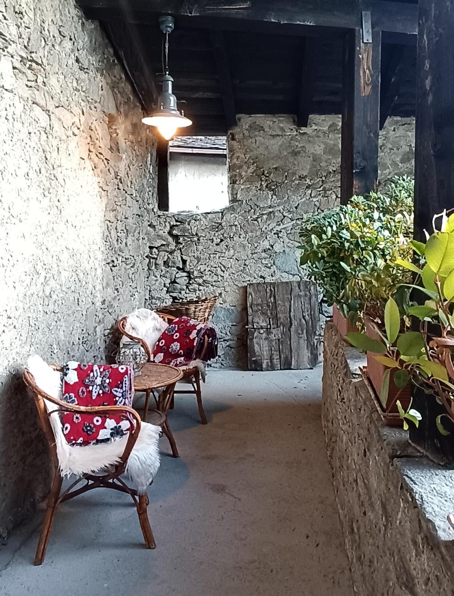 Apartmán Il Granaio Di Palazzo Guicciardi San Bernardo  Pokoj fotografie